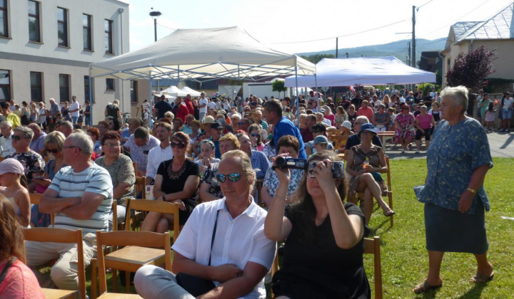 18. fotografia fotogalérie Obecný slávnosti pri príležitosti 690. výročia prvej písomnej zmienky o obci Hlinné a Oslavy Cyrila a Metoda