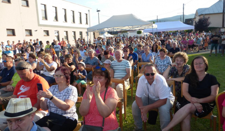 8. fotografia fotogalérie Obecný slávnosti pri príležitosti 690. výročia prvej písomnej zmienky o obci Hlinné a Oslavy Cyrila a Metoda