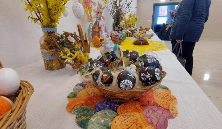 3. fotografia fotogalérie Zdobenie veľkonočných vajíčok v spolupráci s TSP a KC.