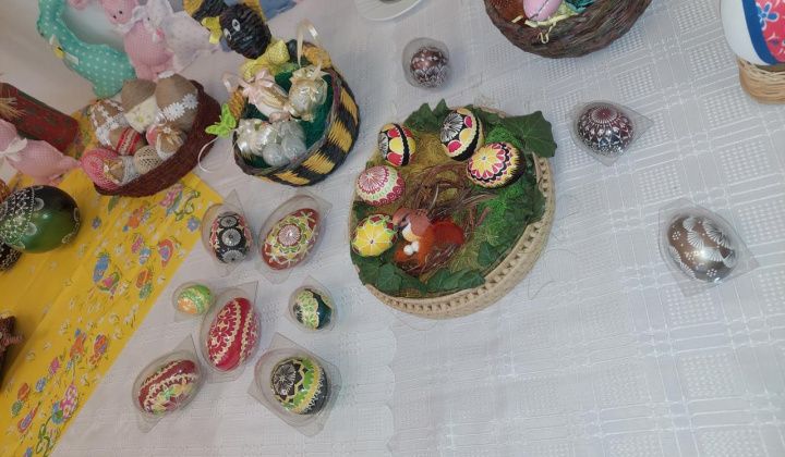 10. fotografia fotogalérie Zdobenie veľkonočných vajíčok v spolupráci s TSP a KC.