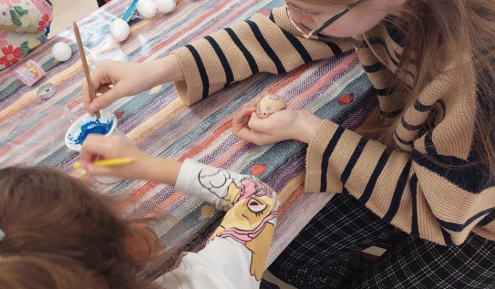 20. fotografia fotogalérie Zdobenie veľkonočných vajíčok v spolupráci s TSP a KC.