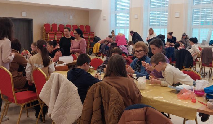 21. fotografia fotogalérie Zdobenie veľkonočných vajíčok v spolupráci s TSP a KC.