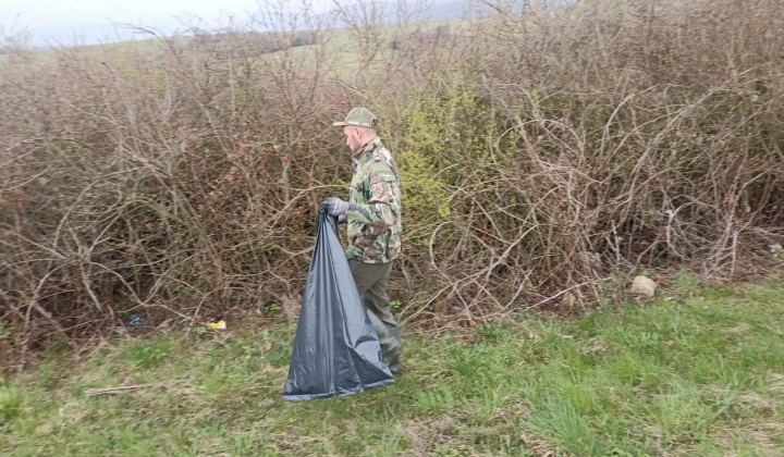 4. fotografia fotogalérie Brigáda čistý revír-čistá príroda-čistá obec 18.3.2024