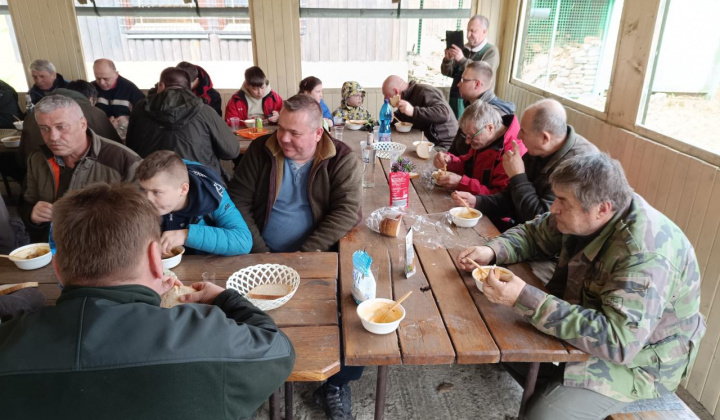 22. fotografia fotogalérie Brigáda čistý revír-čistá príroda-čistá obec 18.3.2024