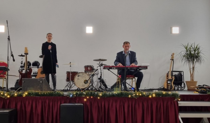 8. fotografia fotogalérie Vianočný gospelový koncert 2022