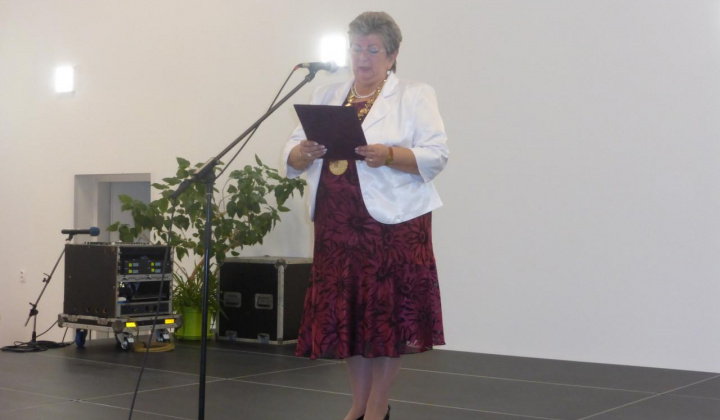 2. fotografia fotogalérie Úcta k starším