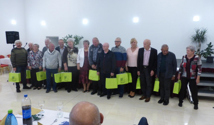 16. fotografia fotogalérie Úcta k starším