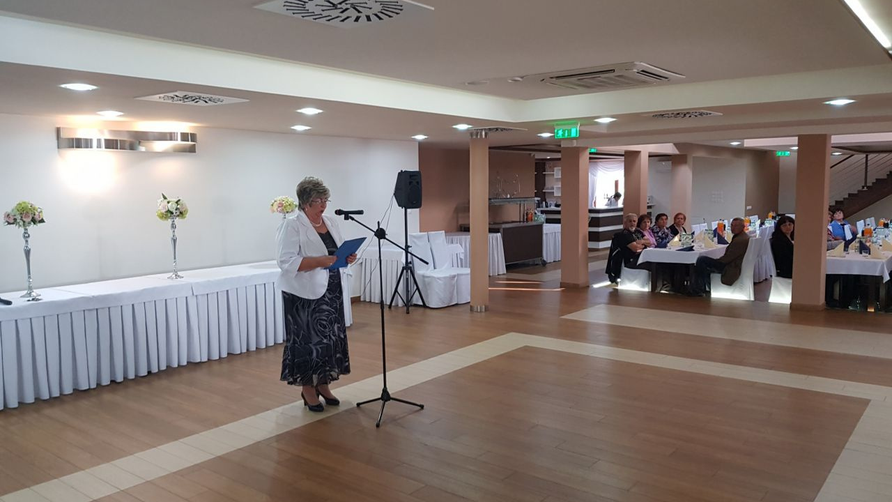 Fotografia fotogalérie Posedenie dôchodcov