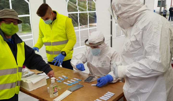 13. fotografia fotogalérie Testovanie COVID-19 - rok 2020