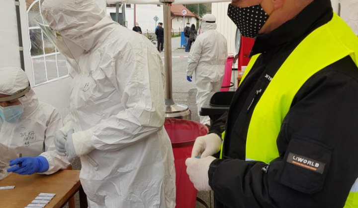 14. fotografia fotogalérie Testovanie COVID-19 - rok 2020