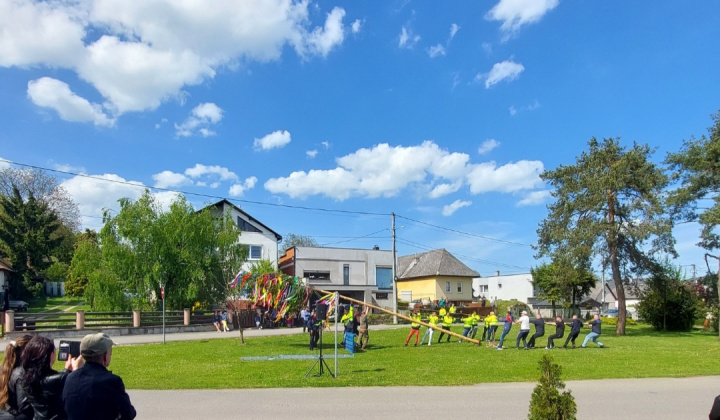 4. fotografia fotogalérie Stavanie mája 2024