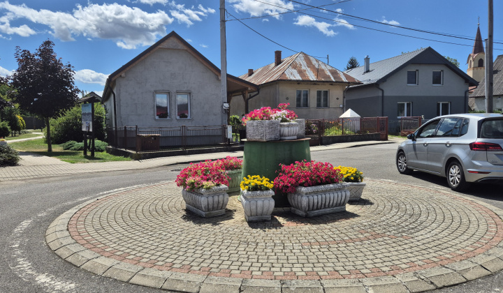 6. fotografia fotogalérie Keď obec rozkvitne