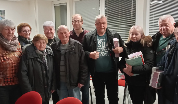 3. fotografia fotogalérie Základná organizácia Jednoty dôchodcov Hlinné / Projekt- Digitálny seniori  - foto
