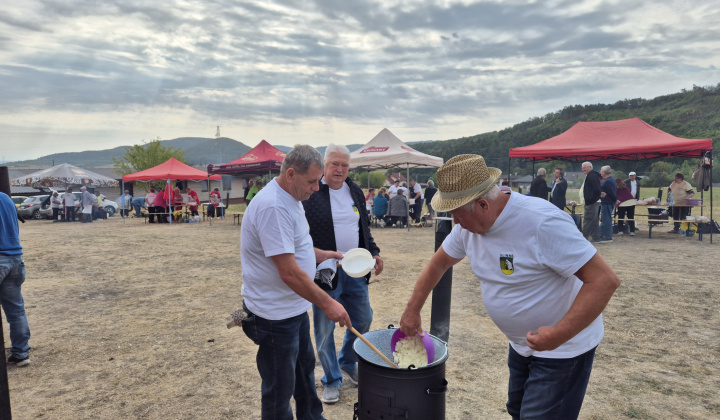 1. fotografia fotogalérie Okresná organizácia Jednoty dôchodcov- 1. ročník ''Varenia guľášu''