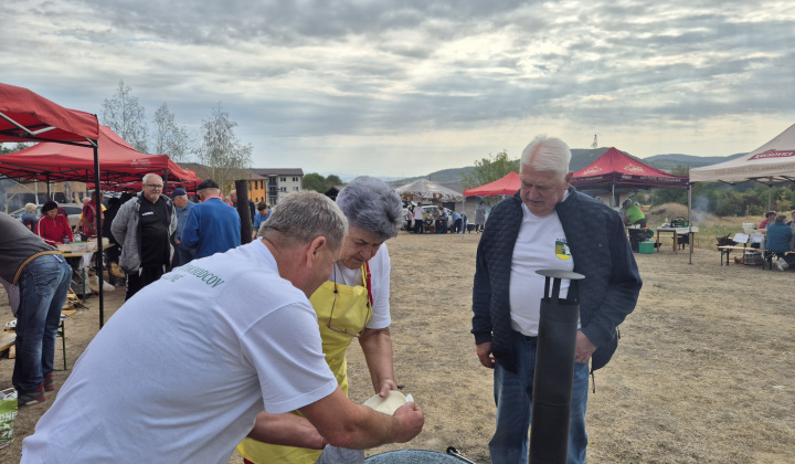 5. fotografia fotogalérie Okresná organizácia Jednoty dôchodcov- 1. ročník ''Varenia guľášu''