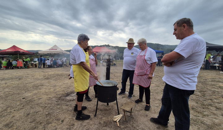 20. fotografia fotogalérie Okresná organizácia Jednoty dôchodcov- 1. ročník ''Varenia guľášu''